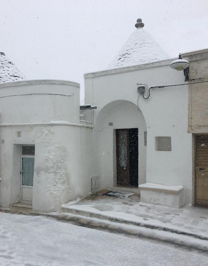 Апартаменты Trullo Zia Nina Альберобелло Экстерьер фото
